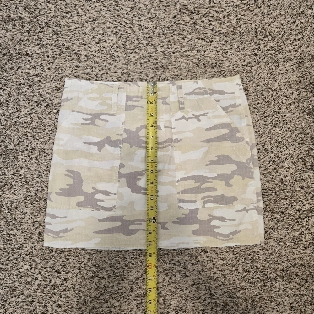SANCTUARY White and Gray Camouflage Mini Skirt 100% Cotton Size 27